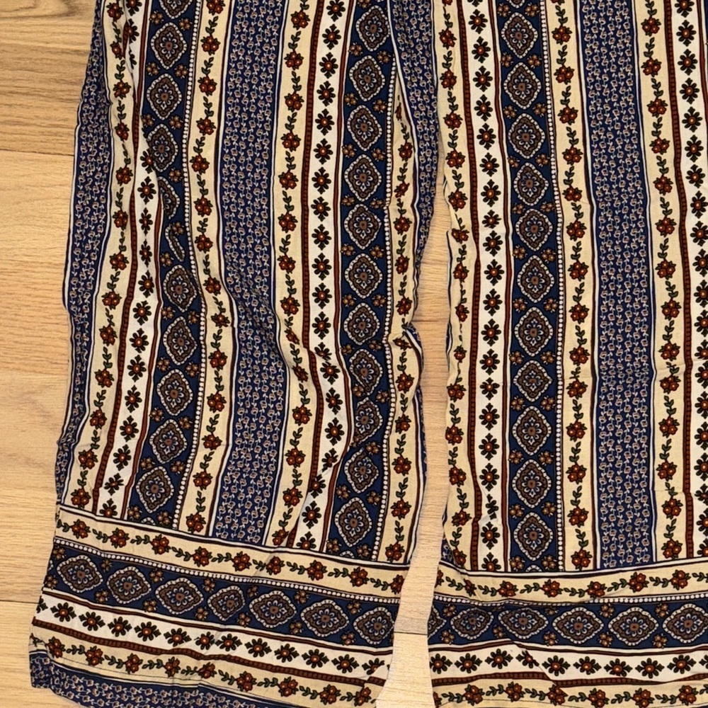 Shosho Blue and Cream Wide Leg Pants - Picture 11 of 13